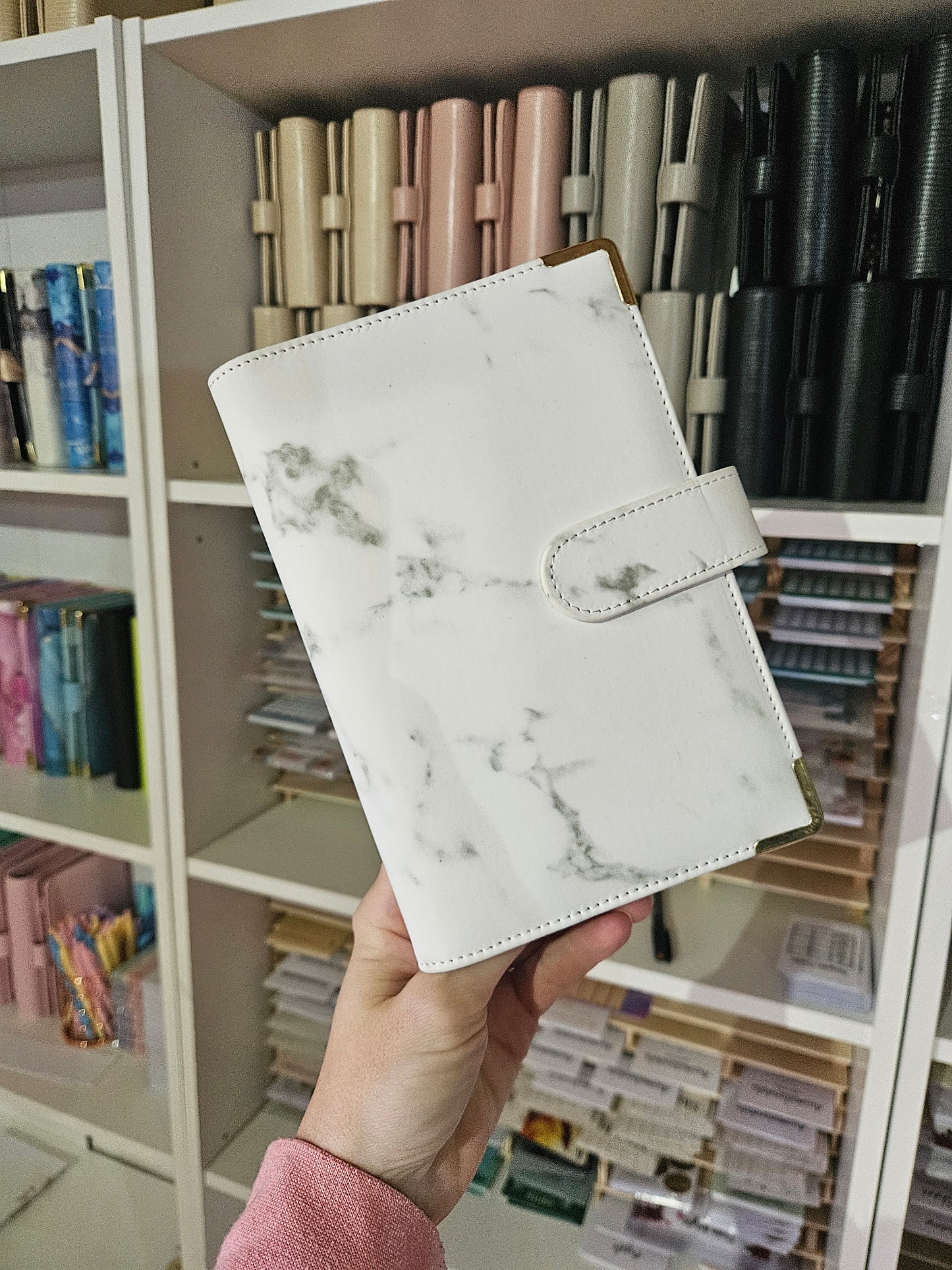 B-Ware A6 Binder in Marmoroptik