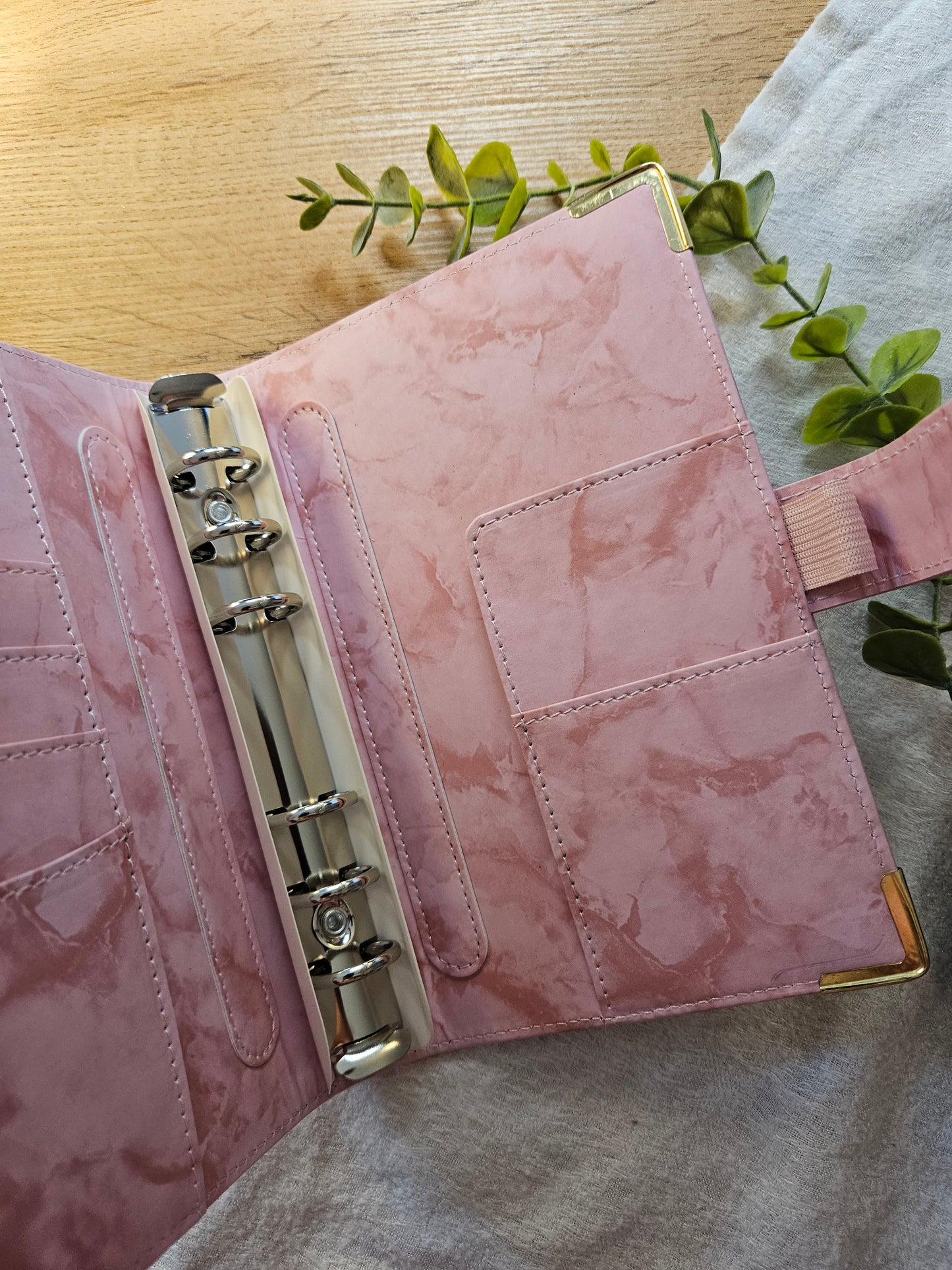 A6 Binder in Marmoroptik